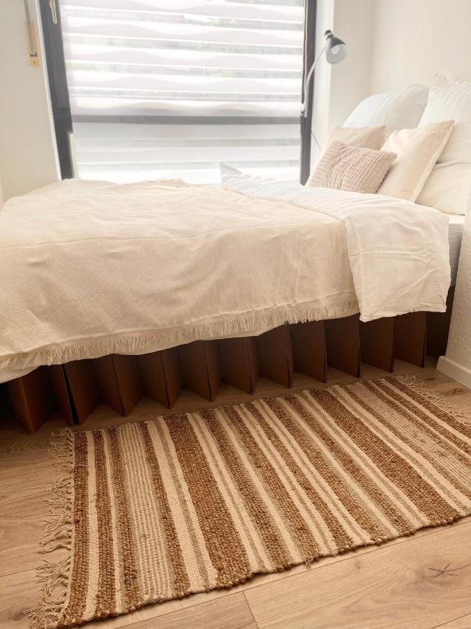 Gemuetliches Zentrales Apartment 2 Min Bis Du Hbf Duisburg Luaran gambar