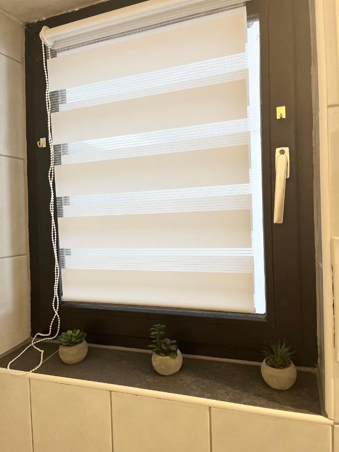Gemuetliches Zentrales Apartment 2 Min Bis Du Hbf Duisburg Luaran gambar